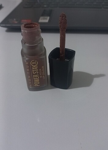 Avon Power Stay Likit ruj