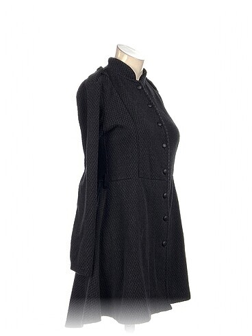 Vintage Love PreLoved Kısa Elbise %70 İndirimli.