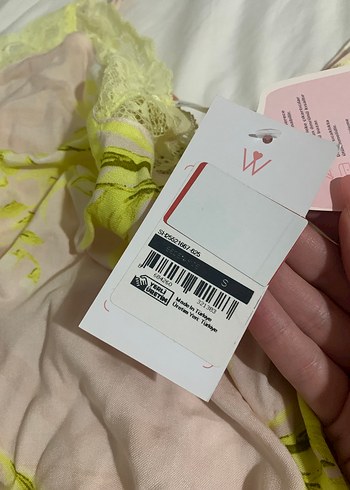 Desenli Kısa İp Askılı Pijama Takımı - Görsel 4