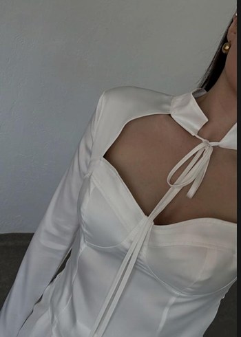 Dekolte bluz yeni etiketli - Görsel 3