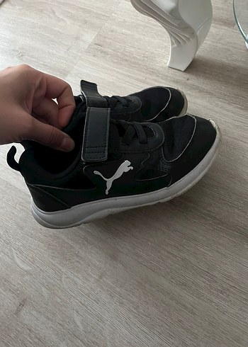Çocuk Siyah Cırt Cırtlı Spor Ayakkabı