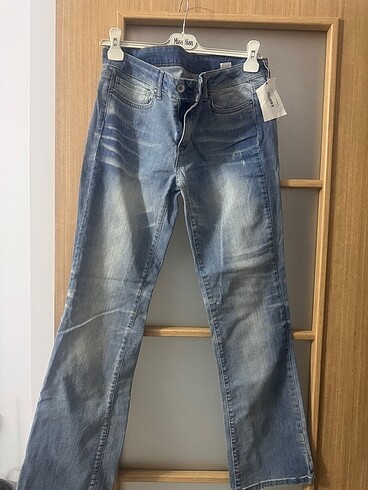 Etiketli kadin pantolon