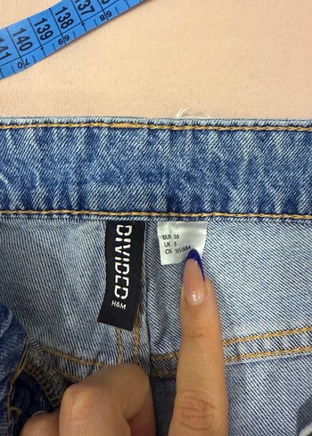 H&M slim fit mom yırtık Kadın Kot Pantolon - Görsel 3