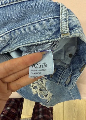 Kadın Açık Mavi Yırtık Bol Kesim Kot Pantolon - Görsel 3