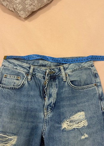 Kadın Açık Mavi Yırtık Bol Kesim Kot Pantolon - Görsel 5