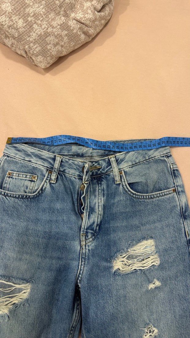 Kadın Açık Mavi Yırtık Bol Kesim Kot Pantolon - Görsel 5