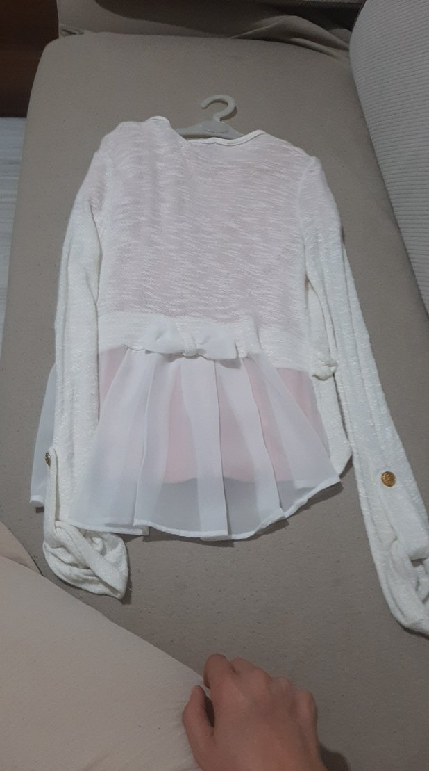 Kız Çocuk Beyaz Piliseli Uzun Kollu Bolero - Görsel 2