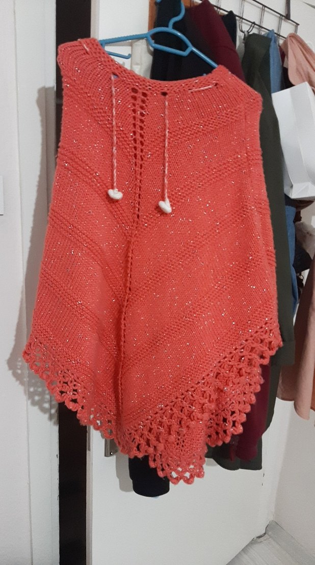 Kız Çocuk Kırmızı Örgü Panço - Görsel 2