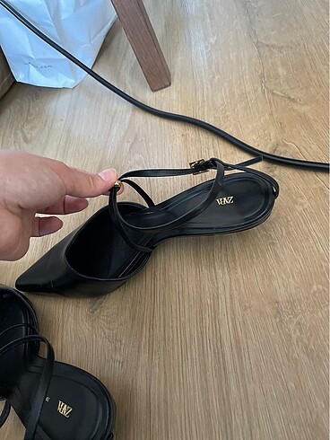 39 Beden siyah Renk Zara topuklu