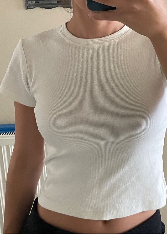 Siyah-beyaz tshirt - Görsel 2