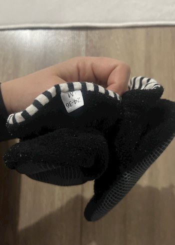 Tokalı Siyah Süet Erkek Bebek Botu - Görsel 2