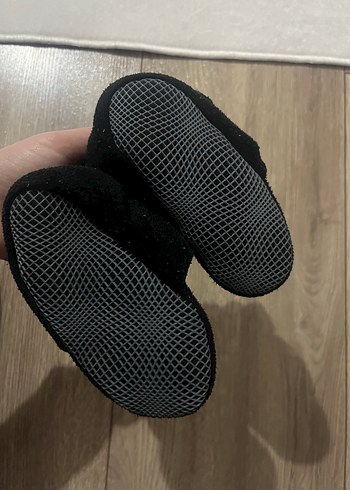 Tokalı Siyah Süet Erkek Bebek Botu - Görsel 3