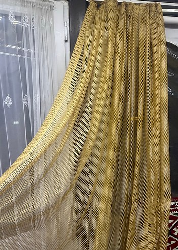 Sarı Parlak Yılan Desenli Modern Perde - Görsel 2