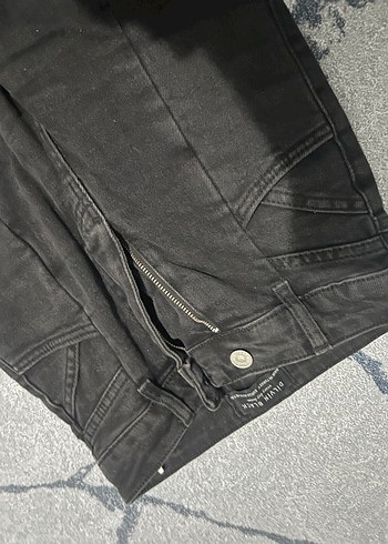 Siyah Dar Kesim Kot Pantolon - Görsel 2