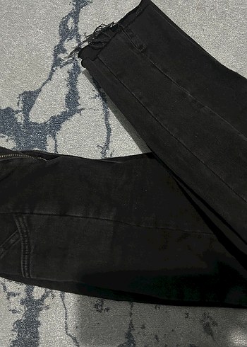 Siyah Dar Kesim Kot Pantolon - Görsel 3