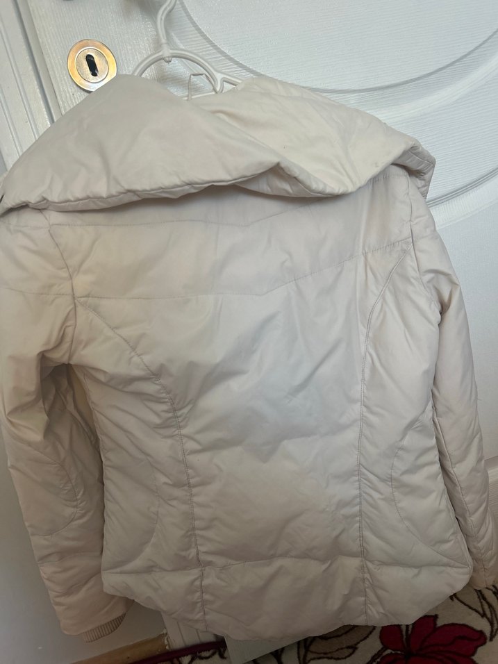 Beyaz Midi Kadın Mont Yüksek Yakalı Fermuarlı - Görsel 3