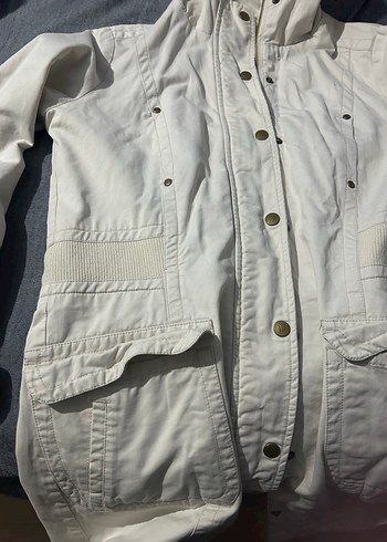 Düğmeli Beyaz Pamuk Kadın mont kapsonlu - Görsel 4