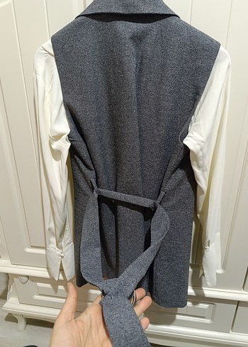 Kemerli Gri Midi Kadın Yelek ve Gömlek - Görsel 2