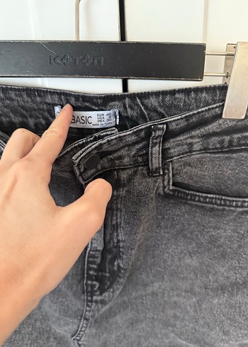 Zara Gri Kemerli Midi Denim Etek
