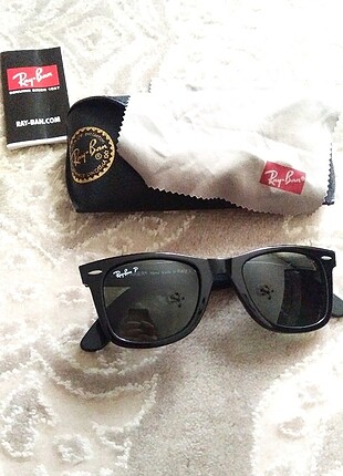 Ray Ban Wayfarer 2140