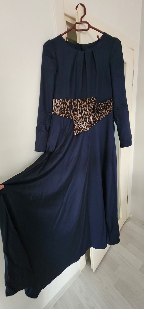 Leopar Desenli lacivert Uzun Abiye Elbise - Görsel 2