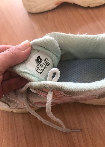 New Balance Kadın Beyaz Spor Ayakkabı