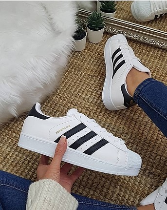 ADIDAS SUPER STAR