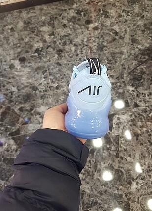 Nike NIKE AIR 270