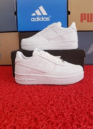 NIKE AIR FORCE