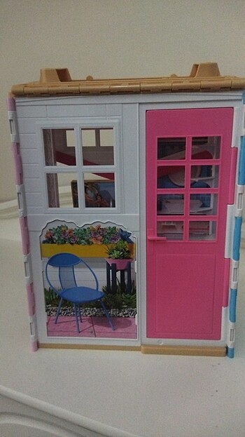 Barbie evi 