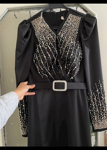 Uzun Siyah Dökümlü Etnik Desenli Kadın Elbise - Görsel 3