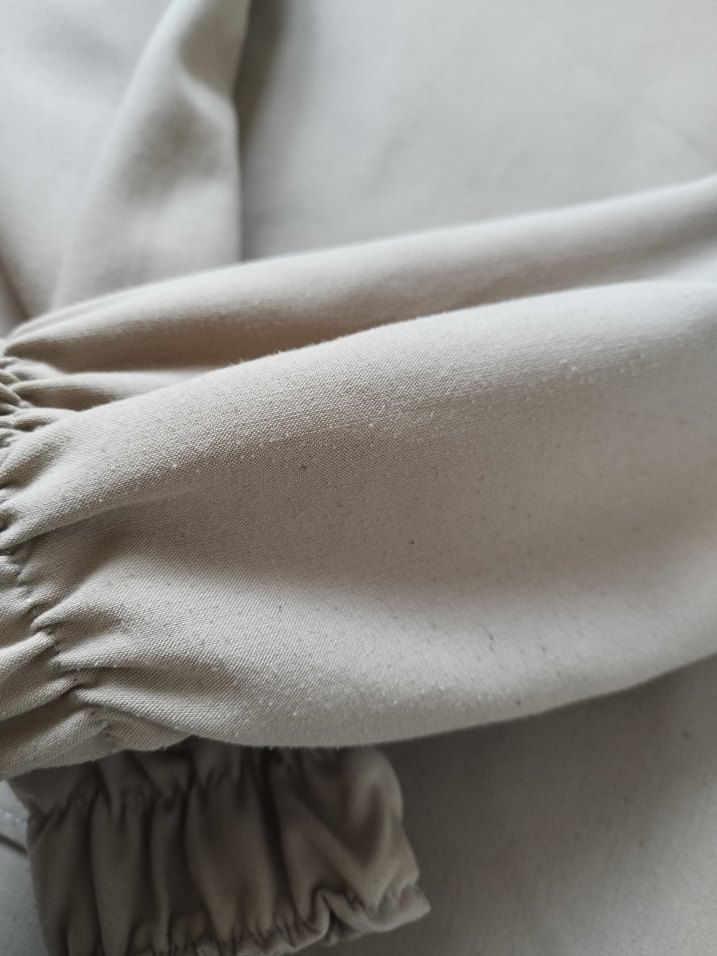 Bej Uzun Kollu Bluz - Görsel 4