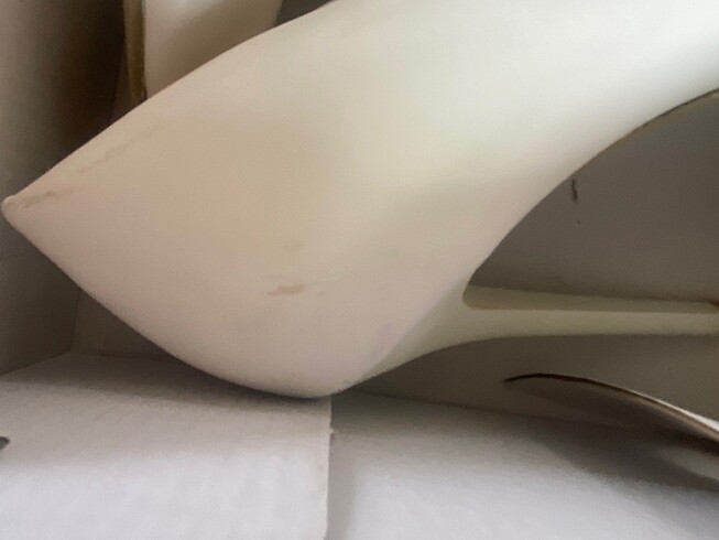 Beyaz topuklu ayakkabı - Görsel 5