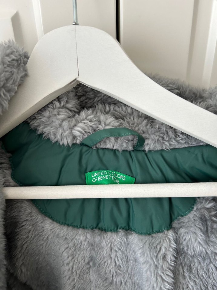 Erkek Çocuk Yeşil Kapüşonlu Mont - Görsel 3