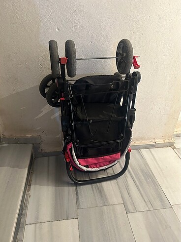 9- 36 kg Beden Çift yönlü bebek arabası