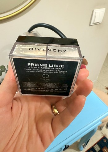 Givenchy transparan pudra - Görsel 2