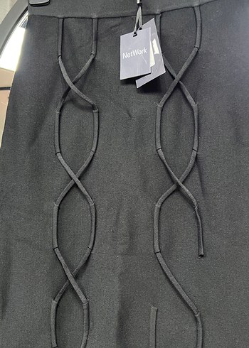 Zincir Detaylı Siyah Kadın etek - Görsel 2