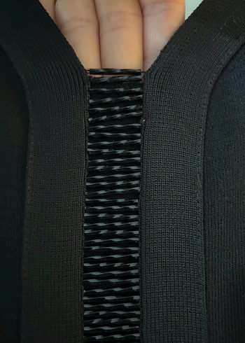 Siyah V Yaka Kolsuz Uzun Triko Elbise - Görsel 4