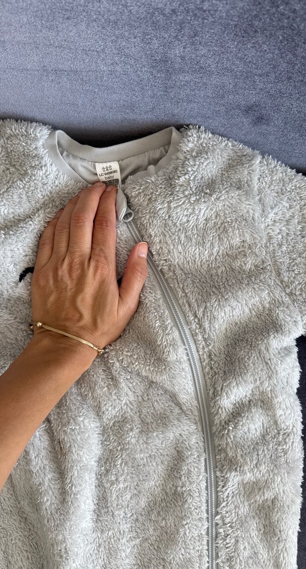 Gri Kürklü Erkek Bebek Tulumu - Görsel 5