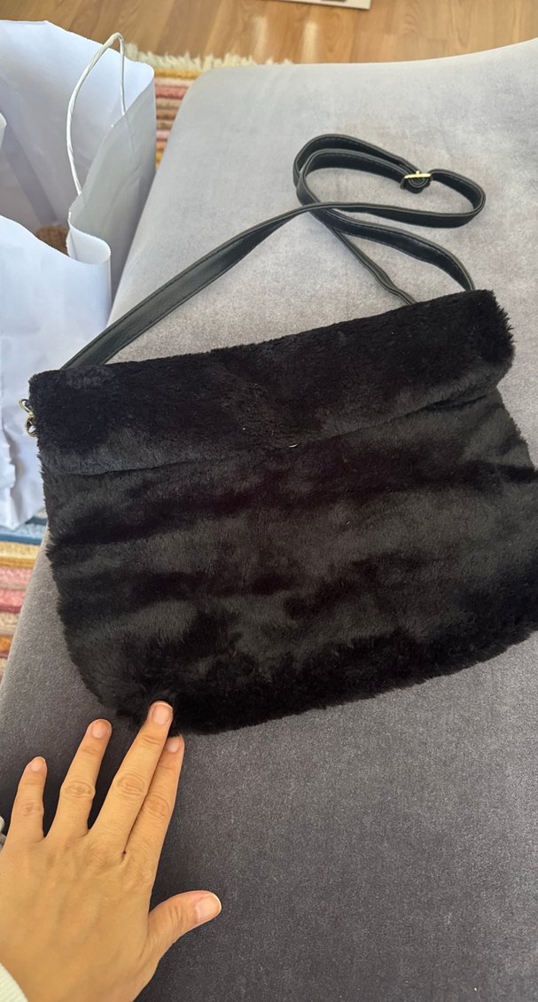 Siyah Peluş Kadın Omuz Çantası - Görsel 4