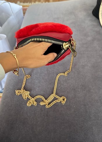 Kırmızı Süet ve Kürklü Kadın Çanta - Görsel 2