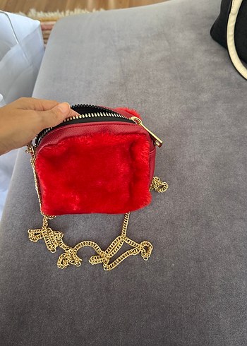Kırmızı Süet ve Kürklü Kadın Çanta - Görsel 3