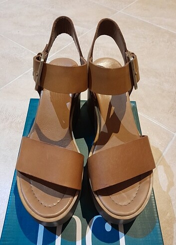 37 Beden camel Renk #inci #platform topuk #sandalet
