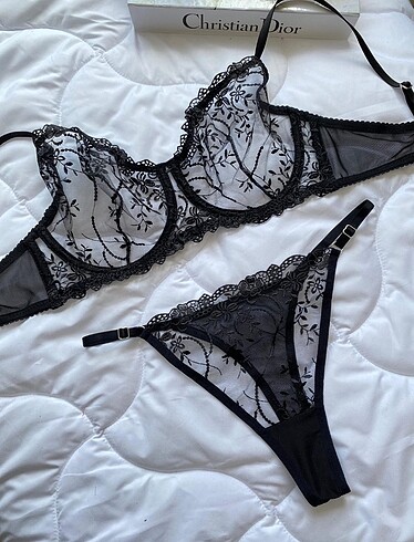 Sıfır bralet takım ürün 75 ve 110 beden arası mevcut