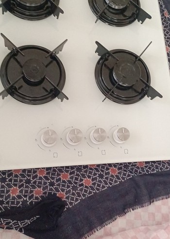 Beyaz ve Gri 4 Gözlü ankestira Ocak