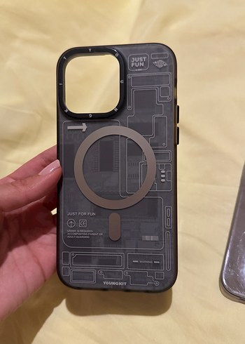 Şeffaf mor ve desenli 14 pro max kılfı - Görsel 2