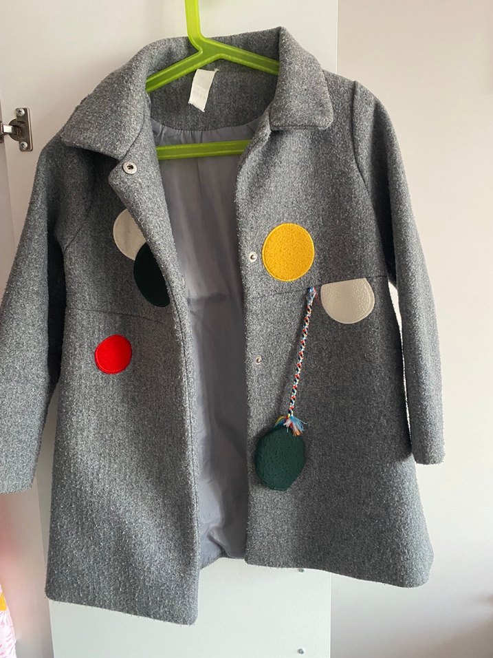 Gri Yün Düğmeli Kız Kabanı - Görsel 5
