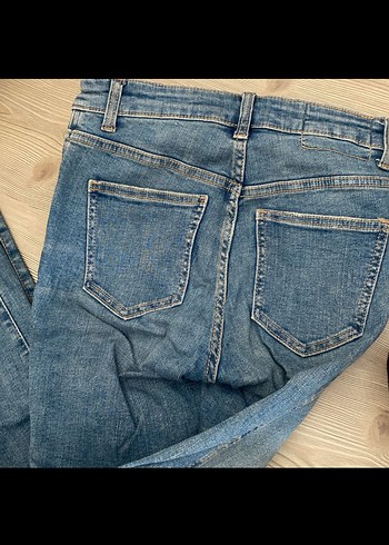 Zara Kadın Denim Pantolon - Görsel 3