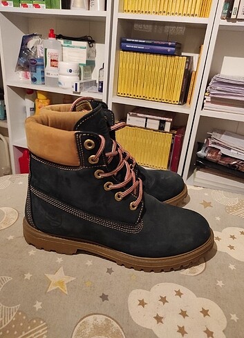 40 Beden Unisex bot