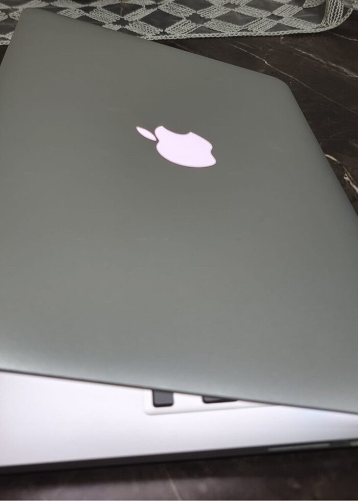 MacBook Pro - Görsel 2